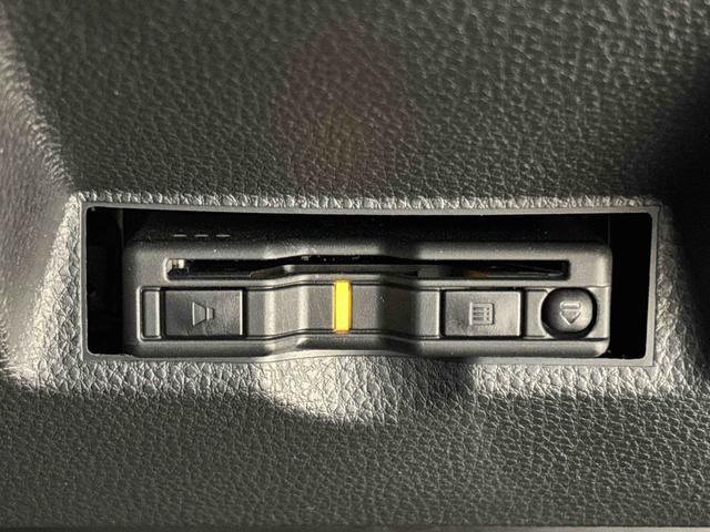 ヤリスＸ　バックモニターＥＴＣ車載器　衝突回避支援ブレーキ純正ディスプレイオーディオ　バックモニター　ＥＴＣ車載器　オートライト　オートマチックハイビーム　ＳＲＳエアバック　運転席シートリフター（広島県）の中古車