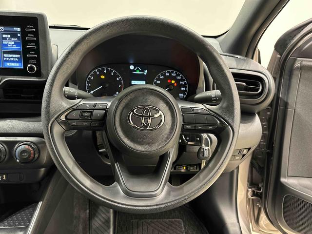 ヤリスＸ　バックモニターＥＴＣ車載器　衝突回避支援ブレーキ純正ディスプレイオーディオ　バックモニター　ＥＴＣ車載器　オートライト　オートマチックハイビーム　ＳＲＳエアバック　運転席シートリフター（広島県）の中古車