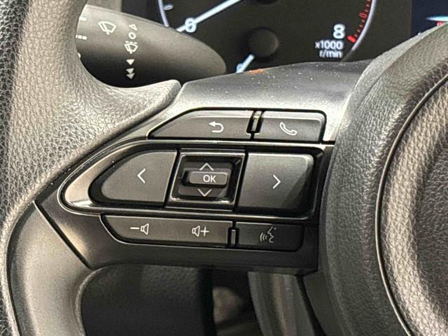 ヤリスＸ　バックモニターＥＴＣ車載器　衝突回避支援ブレーキ純正ディスプレイオーディオ　バックモニター　ＥＴＣ車載器　オートライト　オートマチックハイビーム　ＳＲＳエアバック　運転席シートリフター（広島県）の中古車