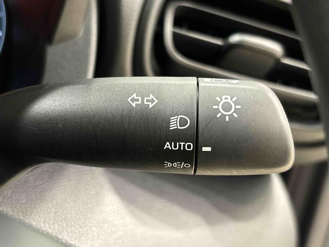 ヤリスＸ　バックモニターＥＴＣ車載器　衝突回避支援ブレーキ純正ディスプレイオーディオ　バックモニター　ＥＴＣ車載器　オートライト　オートマチックハイビーム　ＳＲＳエアバック　運転席シートリフター（広島県）の中古車