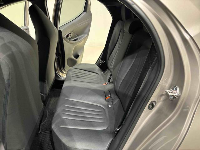 ヤリスＸ　バックモニターＥＴＣ車載器　衝突回避支援ブレーキ純正ディスプレイオーディオ　バックモニター　ＥＴＣ車載器　オートライト　オートマチックハイビーム　ＳＲＳエアバック　運転席シートリフター（広島県）の中古車