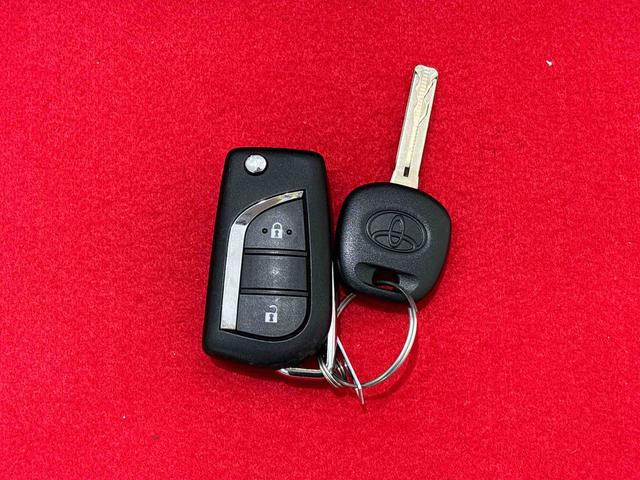 ヤリスＸ　バックモニターＥＴＣ車載器　衝突回避支援ブレーキ純正ディスプレイオーディオ　バックモニター　ＥＴＣ車載器　オートライト　オートマチックハイビーム　ＳＲＳエアバック　運転席シートリフター（広島県）の中古車