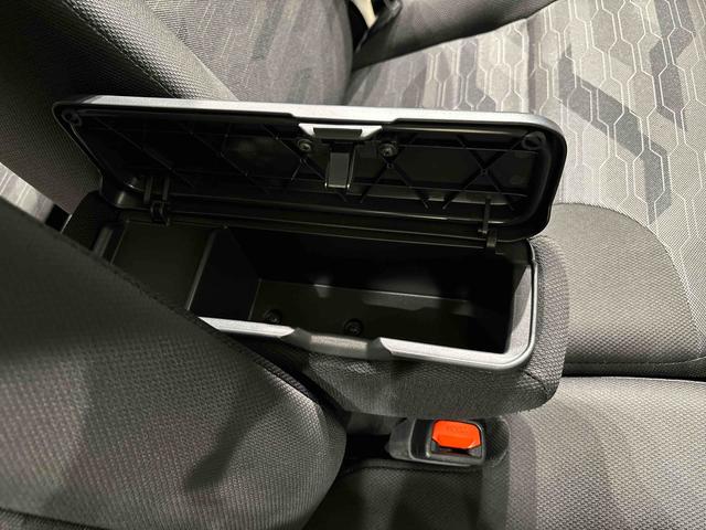 タントファンクロスターボバックカメラ　電動パーキング　オートエアコン　ＬＥＤヘッドライト　オートライト　オートハイビーム　シートヒーター（広島県）の中古車