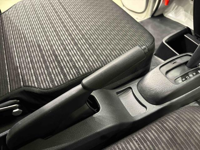 ハイゼットトラックＥＸＴ　４ＷＤ　電動格納ドアミラー　コーナーセンサーＬＥＤヘッドランプ　ＬＥＤフォグランプ　トップシェイドガラス　大型荷台作業灯　運転席ＳＲＳエアバック　パワーウインドウ　キーレスエントリー　パワードアロック　バックソナー　ＶＳＣ＆ＴＲＣ（広島県）の中古車