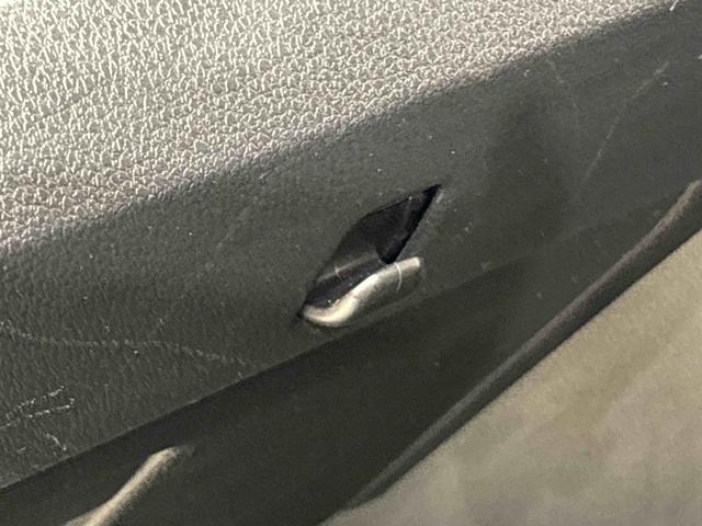 ハイゼットトラックＥＸＴ　４ＷＤ　電動格納ドアミラー　コーナーセンサーＬＥＤヘッドランプ　ＬＥＤフォグランプ　トップシェイドガラス　大型荷台作業灯　運転席ＳＲＳエアバック　パワーウインドウ　キーレスエントリー　パワードアロック　バックソナー　ＶＳＣ＆ＴＲＣ（広島県）の中古車