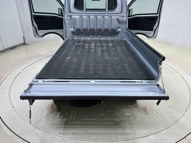 ハイゼットトラックスタンダード　農用スペシャル　４ＷＤ　コーナーセンサートップシェイドガラス　大型荷台作業灯　運転席ＳＲＳエアバック　バックソナー　電動式パワーステアリング　ＡＭ／ＦＭラジオ　あゆみ板掛けテールゲート　ガードフレーム（広島県）の中古車