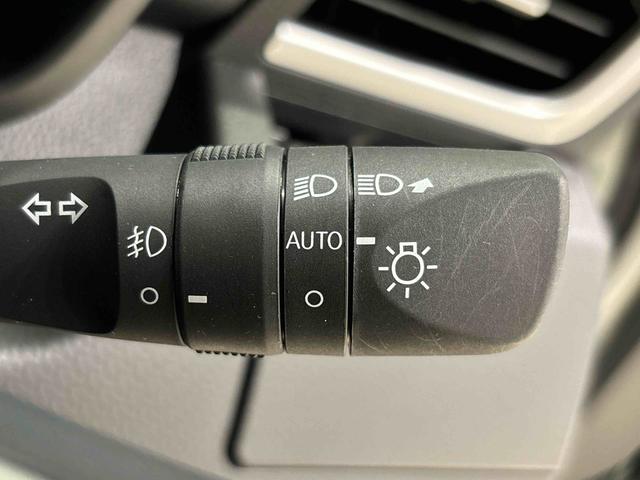 トールカスタムG ステアリングスイッチ バックカメラ キーフリーLEDヘッドランプ・フォグランプ 14インチアルミホイール オートライト プッシュボタンスタート クルーズコントロール コーナーセンサー ウエルカムオープン機能付パワースライドドア バックカメラ(広島県)の中古車