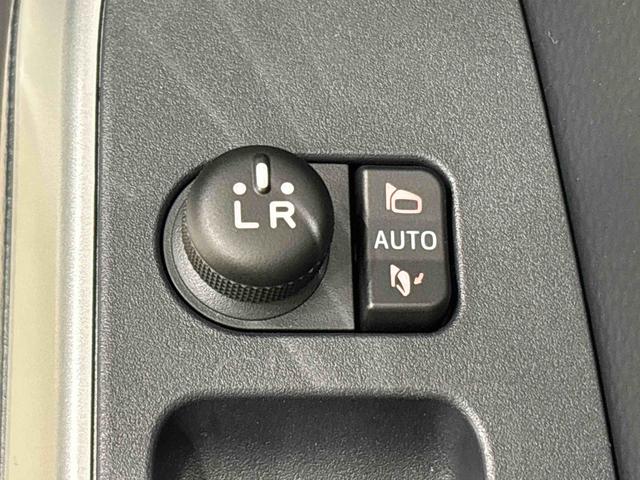 トールカスタムG ステアリングスイッチ バックカメラ キーフリーLEDヘッドランプ・フォグランプ 14インチアルミホイール オートライト プッシュボタンスタート クルーズコントロール コーナーセンサー ウエルカムオープン機能付パワースライドドア バックカメラ(広島県)の中古車