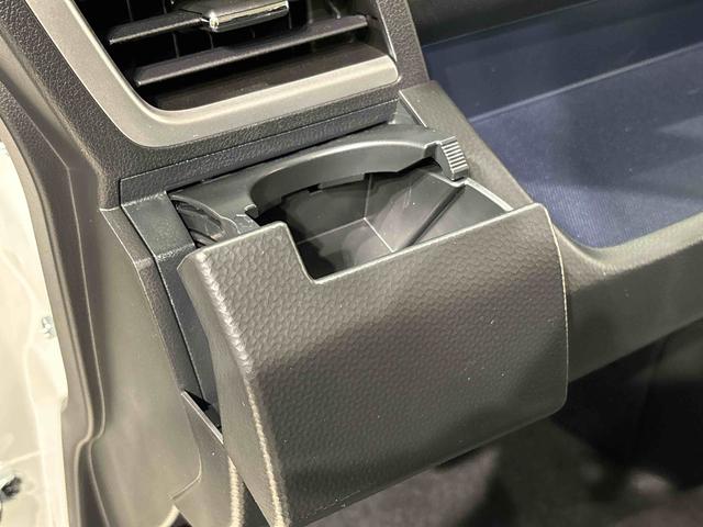 トールカスタムG ステアリングスイッチ バックカメラ キーフリーLEDヘッドランプ・フォグランプ 14インチアルミホイール オートライト プッシュボタンスタート クルーズコントロール コーナーセンサー ウエルカムオープン機能付パワースライドドア バックカメラ(広島県)の中古車