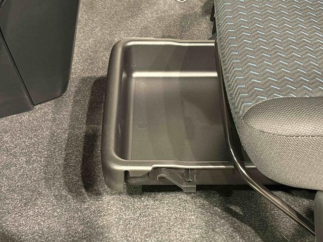 トールカスタムG ステアリングスイッチ バックカメラ キーフリーLEDヘッドランプ・フォグランプ 14インチアルミホイール オートライト プッシュボタンスタート クルーズコントロール コーナーセンサー ウエルカムオープン機能付パワースライドドア バックカメラ(広島県)の中古車