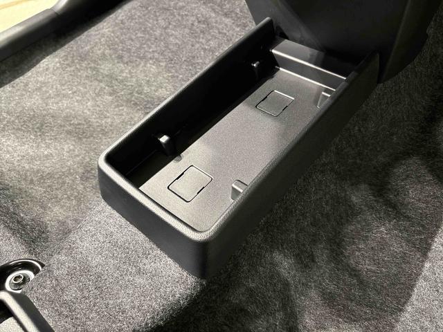 ミライースＸ　ＳＡIIIＬＥＤヘッドランプ　セキュリティアラーム　コーナーセンサー　１４インチフルホイールキャップ　キーレスエントリー　電動格納式ドアミラー　ショツピングフック　マニュアルエアコン（広島県）の中古車