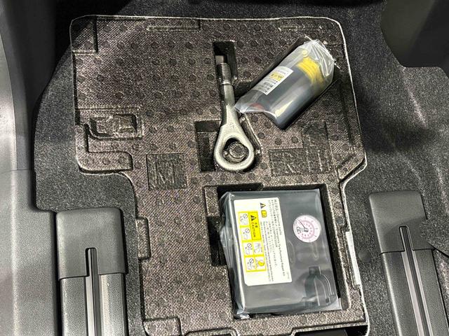 タントＸＬＥＤオートライト　パワースライドドアウェルカムオープン機能　電動パーキングブレーキ　運転席助手席シートヒーター　　フルホイールキャツプ　キーフリーシステム　　オート電動格納式ドアミラー（広島県）の中古車