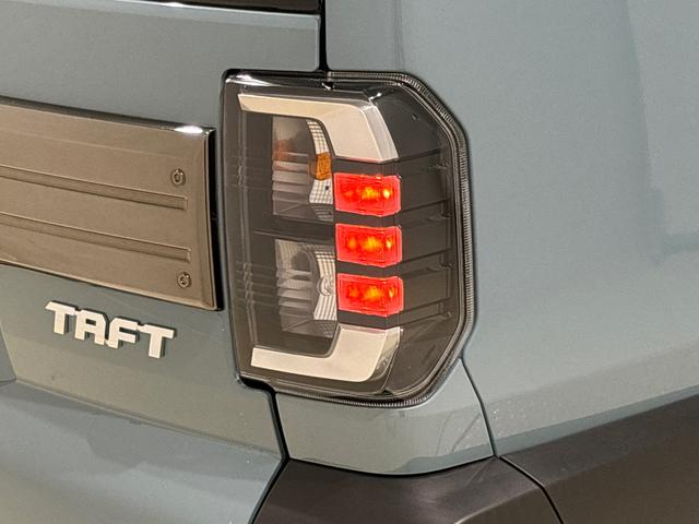 タフトＧターボ　ダーククロムベンチャー　バックモニター対応スカイフィールトップ　クロムパック　メッキパック　シルバーアンダーガーニッシュ　インテリアアクセント　ＬＥＤオートハイビーム＆フォグランプ　電動パーキングブレーキ　バックカメラ　アルミホイール（広島県）の中古車