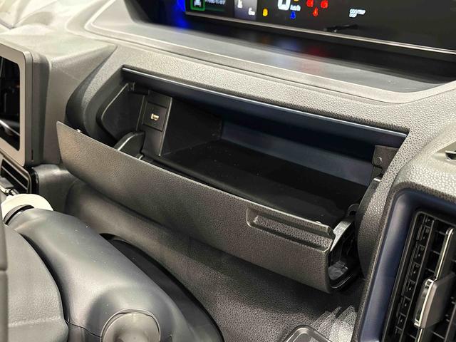 タントカスタムＲＳ　パノラマモニター対応カメラＬＥＤオートライト　パワースライドドアウェルカムオープン機能　オート電動格納式ドアミラー　助手席ロングスライド　助手席イージークローザー　アルミホイール　キーフリーシステム（広島県）の中古車