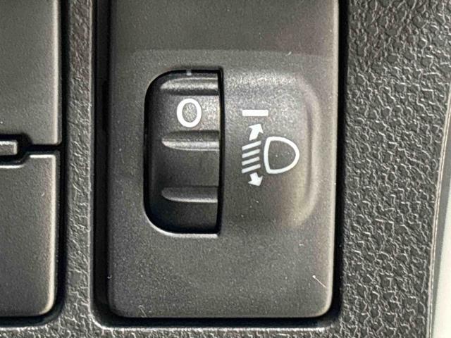 ムーヴカスタム　Ｘリミテッド　ＳＡIII　　純正ナビゲーションパノラマモニター対応純正ナビ装着用アップグレードパック　ドライブレコーダー　ＥＴＣ車載器　運転席シートヒーター　トップシェイドガラス　運転席シートリフター　チルトステアリング（広島県）の中古車