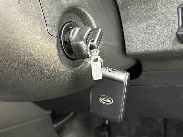 ミラココアココアＸ　　純正７インチナビ　　バックモニター　キーフリー純正７インチナビ　　フルセグ　オートエアコン　　キーフリーフルホイールキャップ　　アイドリングストップ　　電動格納式ドアミラー（広島県）の中古車