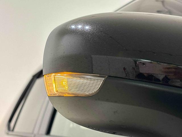 ロッキープレミアムＧ　ＨＥＶＬＥＤヘッドランプ・フォグランプ　全車速追従機能付アダプティブクルーズコントロール　レーンキープコントロール　ブラインドスポットモニター　１７インチアルミホイール　シートヒーター（広島県）の中古車