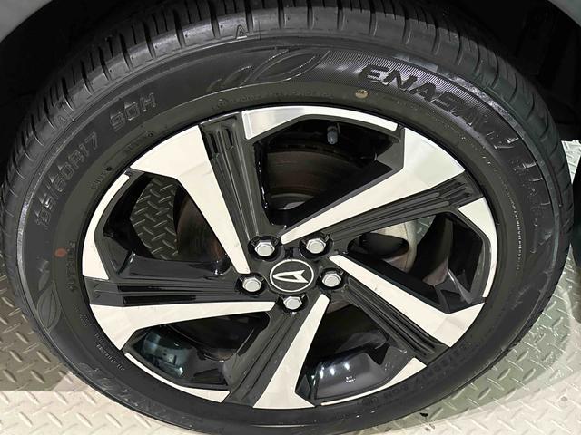 ロッキープレミアムＧ　ＨＥＶＬＥＤヘッドランプ・フォグランプ　全車速追従機能付アダプティブクルーズコントロール　レーンキープコントロール　ブラインドスポットモニター　１７インチアルミホイール　シートヒーター（広島県）の中古車