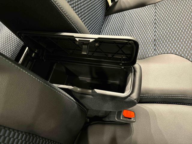 タントカスタムＲＳ　電動パーキングブレーキ　バックカメラ付きＬＥＤオートライト　パワースライドドアウェルカムオープン機能　電動パーキングブレーキ　運転席助手席シートヒーター　アルミホイール　キーフリーシステム　　オート電動格納式ドアミラー（広島県）の中古車