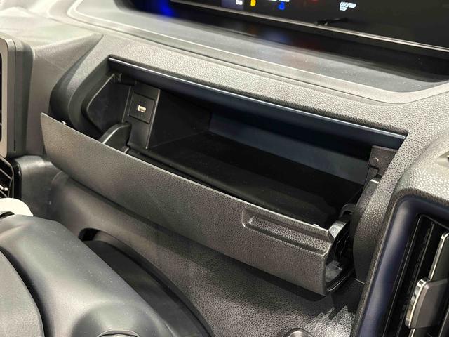 タントカスタムＲＳ　パノラマモニター付き　両側パワースライドドアＬＥＤオートライト　パワースライドドアウェルカムオープン機能　電動パーキングブレーキ　運転席助手席シートヒーター　アルミホイール　キーフリーシステム　　オート電動格納式ドアミラー（広島県）の中古車