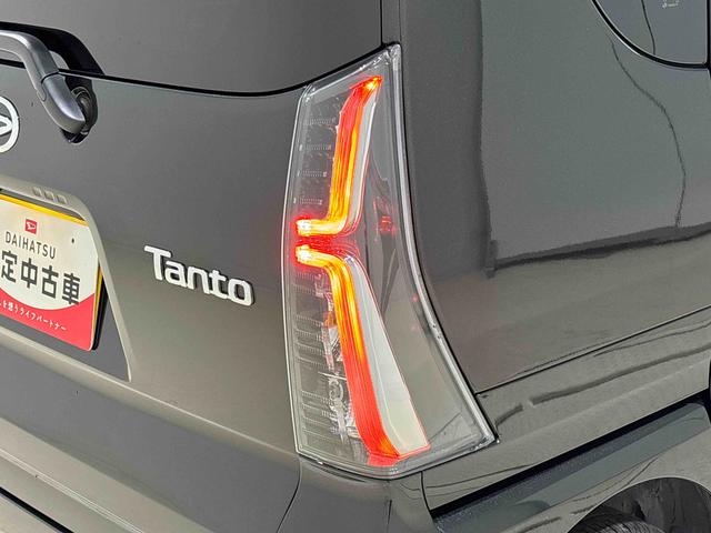 タントカスタムＲＳ　パノラマモニター付き　両側パワースライドドアＬＥＤオートライト　パワースライドドアウェルカムオープン機能　電動パーキングブレーキ　運転席助手席シートヒーター　アルミホイール　キーフリーシステム　　オート電動格納式ドアミラー（広島県）の中古車