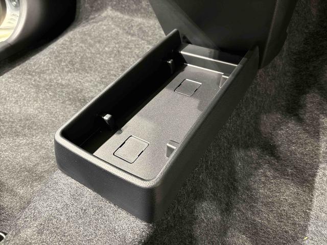 ミライースＸ　ＳＡIII　バックモニター対応カメラＬＥＤヘッドランプ　セキュリティアラーム　コーナーセンサー　１４インチフルホイールキャップ　キーレスエントリー　電動格納式ドアミラー　ショツピングフック　マニュアルエアコン（広島県）の中古車