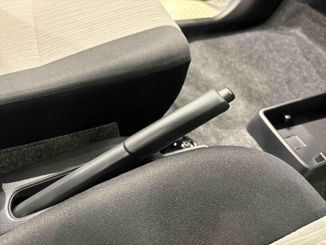 ミライースＸ　ＳＡIII　バックモニター対応カメラＬＥＤヘッドランプ　セキュリティアラーム　コーナーセンサー　１４インチフルホイールキャップ　キーレスエントリー　電動格納式ドアミラー　ショツピングフック　マニュアルエアコン（広島県）の中古車