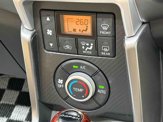 コペンセロ　社外ナビゲーション　ドライブレコーダー　バックカメラアクティブトップ　運転席・助手席シートヒーター　ＬＥＤヘッドランプ　本革巻ステアリングホイール　純正アルミホイール（切削デザイン）ステアリングスイッチ（広島県）の中古車