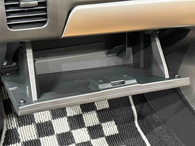 コペンセロ　社外ナビゲーション　ドライブレコーダー　バックカメラアクティブトップ　運転席・助手席シートヒーター　ＬＥＤヘッドランプ　本革巻ステアリングホイール　純正アルミホイール（切削デザイン）ステアリングスイッチ（広島県）の中古車