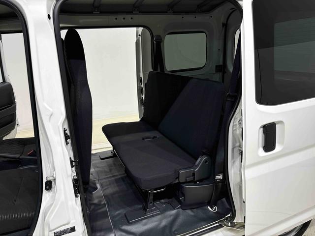 ハイゼットカーゴＤＸ　４ＷＤ　ＡＴ　ＡＭ／ＦＭラジオチューナーハロゲンヘッドランプ　トップシェイドガラス　コーナーセンサー　オーバーヘッドシェルフ　フロントドアパワーウインドウ　キーレスエントリー　ＡＭ／ＦＭラジオ　テンパータイヤ　スチールホイール（広島県）の中古車