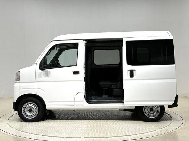 ハイゼットカーゴDX 4WD AM・FMラジオ マニュアルエアコンハロゲンヘッドランプ キーレスエントリー オーバーヘッドシェルフ 荷室ランプ AM・FMラジオ テンパータイヤ スチールホイール マニュアルエアコン(広島県)の中古車