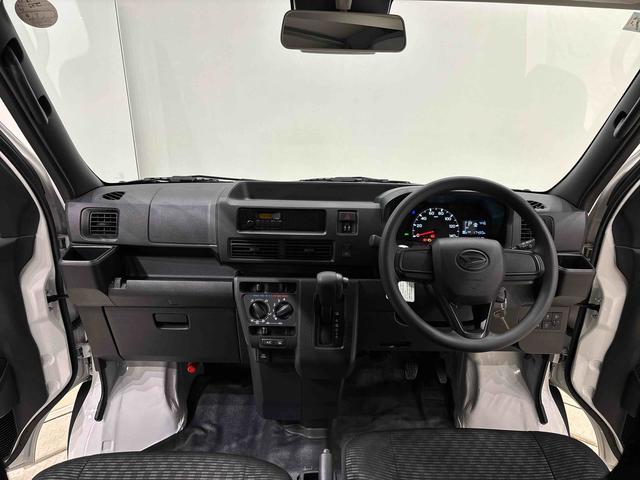 ハイゼットカーゴDX 4WD AM・FMラジオ マニュアルエアコンハロゲンヘッドランプ キーレスエントリー オーバーヘッドシェルフ 荷室ランプ AM・FMラジオ テンパータイヤ スチールホイール マニュアルエアコン(広島県)の中古車