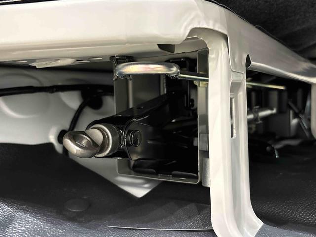 ハイゼットカーゴDX 4WD AM・FMラジオ マニュアルエアコンハロゲンヘッドランプ キーレスエントリー オーバーヘッドシェルフ 荷室ランプ AM・FMラジオ テンパータイヤ スチールホイール マニュアルエアコン(広島県)の中古車