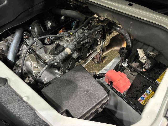 ハイゼットカーゴDX 4WD AM・FMラジオ マニュアルエアコンハロゲンヘッドランプ キーレスエントリー オーバーヘッドシェルフ 荷室ランプ AM・FMラジオ テンパータイヤ スチールホイール マニュアルエアコン(広島県)の中古車