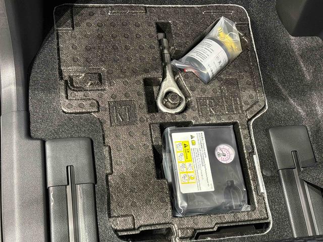 タントカスタムＲＳ　２ＷＤ　ＣＶＴ車両側電動スライドドア　キーフリーシステム　キーフリーシステム連動式電動格納ドアミラー　運転席・助手席シートヒーター　ＬＥＤヘッドランプ＆フォグランプ　ミラクルオープンドア　パノラマモニターカメラ（広島県）の中古車