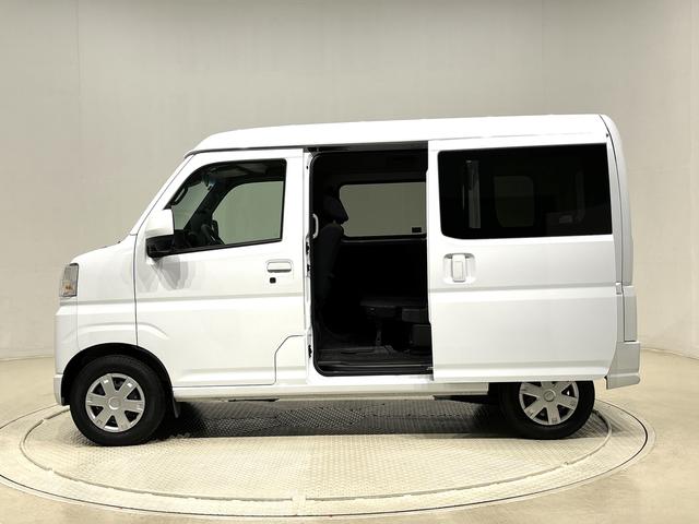 ハイゼットカーゴクルーズ 4WD キーフリーシステム スペアタイヤトップシェイドガラス 12インチフルホイールキャップ コーナーセンサー マニュアルエアコン プッシュボタンスタート 運転席・助手席パワーウィンドウ セキュリティーアラーム サイドアンダードアミラー(広島県)の中古車
