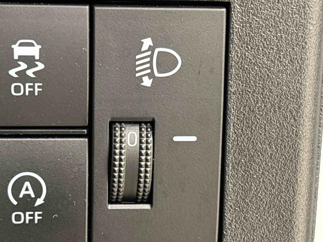 ハイゼットカーゴクルーズ電動格納式カラードドアミラー　トップシェイドガラス　１２インチフルホイールキャップ　コーナーセンサー　キーレスエントリー（広島県）の中古車