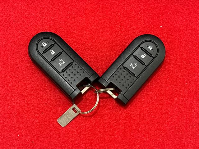 タンクX S 2WD CVT車助手席側電動スライドドア マルチリフレクターハロゲンヘッドライト LEDフォグランプ キーフリーシステム キーフリーシステム連動式電動格納ドアミラー マニュアルエアコン(広島県)の中古車