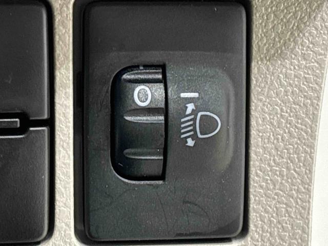ムーヴＸリミテッドII　ＳＡIII運転席シートヒーター　アルミホイール　オートライト　プッシュボタンスタート　セキュリティアラーム　キーフリーシステム　オート電動格納式ドアミラー　シートリフター（広島県）の中古車