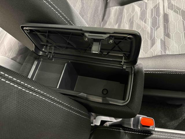 タフトG クロムベンチャー  純正ナビ  バックモニター ドラレコスカイフィールトップ クロムパック メッキパック シルバーアンダーガーニッシュ インテリアアクセント LEDオートライト&フォグランプ 電動パーキングブレーキ バックカメラ アルミホイール(広島県)の中古車