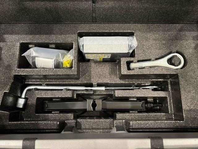 タフトG クロムベンチャー  純正ナビ  バックモニター ドラレコスカイフィールトップ クロムパック メッキパック シルバーアンダーガーニッシュ インテリアアクセント LEDオートライト&フォグランプ 電動パーキングブレーキ バックカメラ アルミホイール(広島県)の中古車