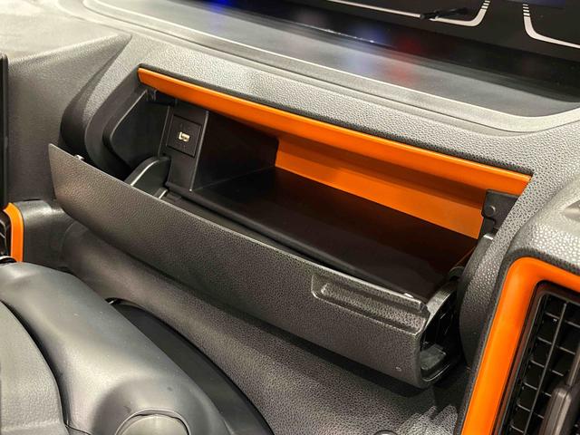タントファンクロスターボ　９インチディスプレイオーディオＬＥＤオートライト　オート電動格納式ドアミラー　シートヒーター　オートライト　アルミホイール　キーフリーシステム（広島県）の中古車