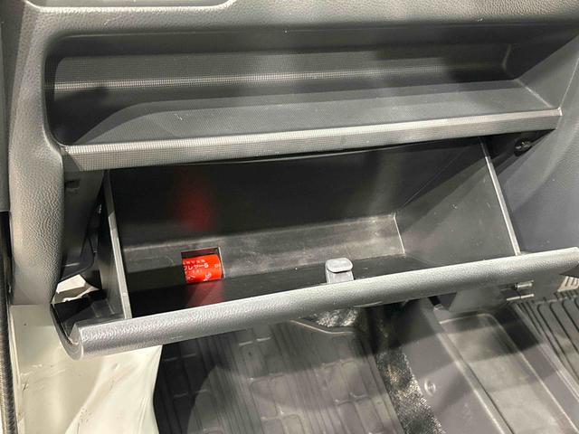 キャリイトラックKCエアコン・パワステ 4WD 5MTマニュアルエアコン AM/FMラジオ ヘッドライトレベリング バッテリーカバー バイザー スチールホイール(広島県)の中古車