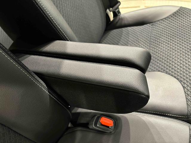 タントカスタムＸセレクション　２ＷＤ　ＣＶＴ車両側電動スライドドア　キーフリーシステム　キーフリーシステム連動式電動格納ドアミラー　運転席・助手席シートヒーター　ＬＥＤヘッドランプ＆フォグランプ　ミラクルオープンドア（広島県）の中古車