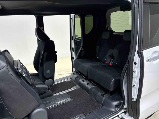 タントカスタムＸセレクション　２ＷＤ　ＣＶＴ車両側電動スライドドア　キーフリーシステム　キーフリーシステム連動式電動格納ドアミラー　運転席・助手席シートヒーター　ＬＥＤヘッドランプ＆フォグランプ　ミラクルオープンドア（広島県）の中古車