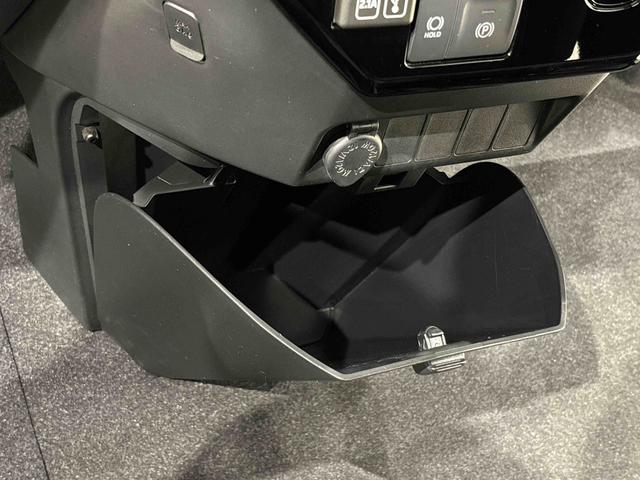 トールカスタムG 9インチディスプレイオーディオLEDヘッドランプ・フォグランプ  アルミホイール オートライト プッシュボタンスタート クルーズコントロール  コーナーセンサー パワースライドドア キーフリーシステム(広島県)の中古車