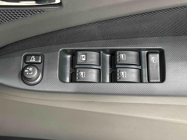 ムーヴカスタム　ＲＳ　７インチフルセグナビ　バックカメラ　ターボ車ＥＴＣ　ＨＩＤヘッドライト　オートライト　純正ワイドバイザー　純正カーペットマット　プッシュボタンスタート　アイドリングストップ　オートエアコン　セキュリティアラーム　１５インチアルミホイール（広島県）の中古車