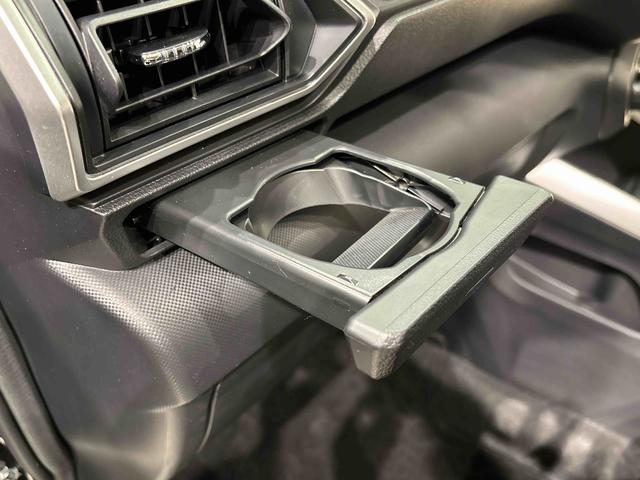 ロッキープレミアムLEDヘッドランプ・フォグランプ 全車速追従機能付アダプティブクルーズコントロール レーンキープコントロール ブラインドスポットモニター 17インチアルミホイール シートヒーター(広島県)の中古車