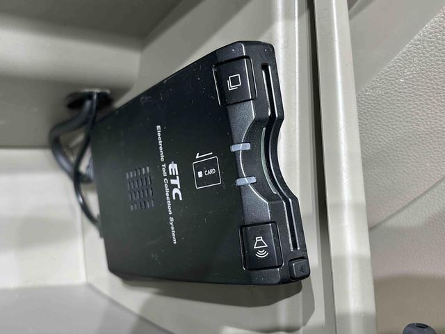 ミラＸ　４ＷＤ　ＣＤオーディオ　ＥＴＣキーレスエントリー　マニュアルエアコン　電動格納式ドアミラー　セキュリティーアラーム　リヤワイパー　バイザー　ホイールキャップ　パワーウィンドウ（広島県）の中古車
