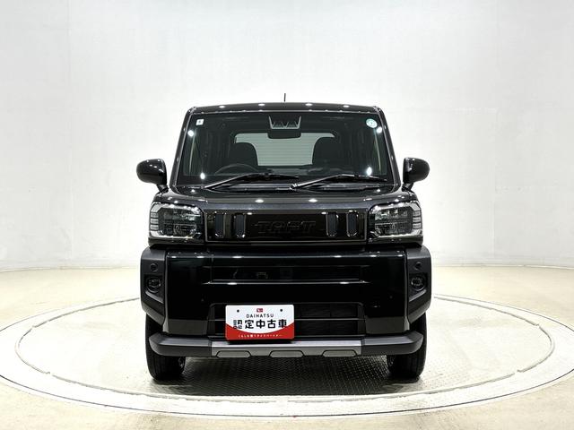 タフトGターボ ダーククロムベンチャー 運転席助手席シートヒーターバックモニター 電動パーキングブレーキ プッシュボタンスタート オートライト サイドエアバッグ LEDヘッドライト・フォグランプ キーフリーシステム 純正アルミホイール セキュリティーアラーム(広島県)の中古車